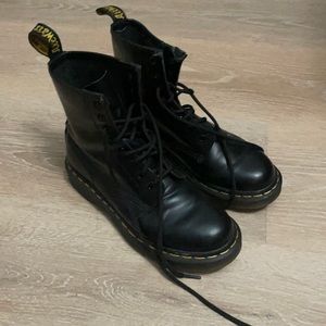 Dr. martens